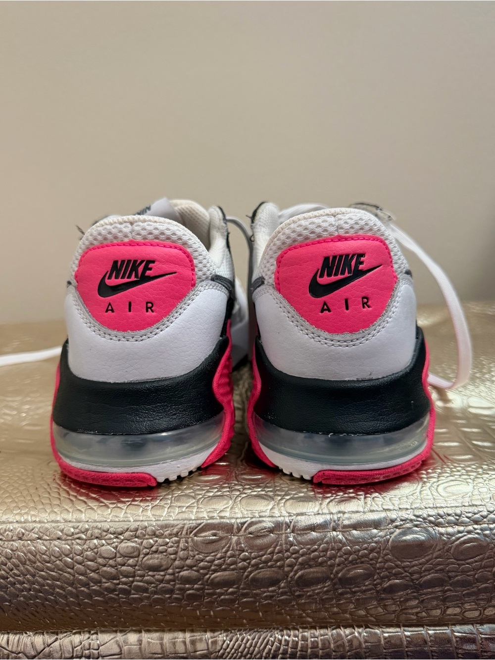 Nike Air Max White Black Gray with Hot Pink Accents Retro Women’s - Picture 3 of 6
